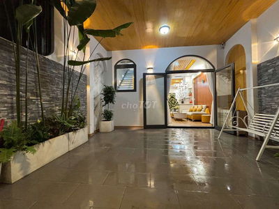 Chính chủ cần bán nhà đẹp 2 tầng đường 6m Trần Đình Nam