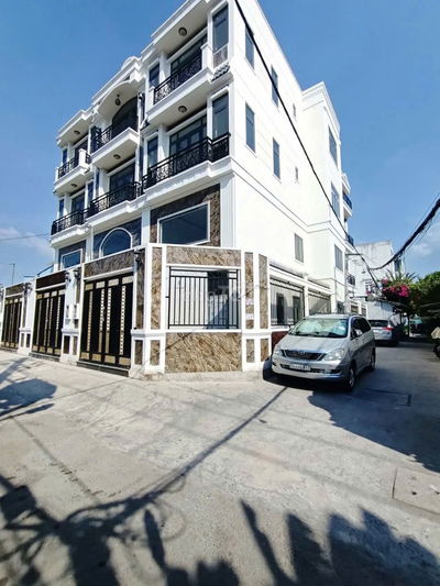 BÁN 5 CĂN NGAY QL13 (ĐỐI DIỆN VẠN PHÚC)- DT 60M2- 80M2 +4 TẦNG - SỔ HR