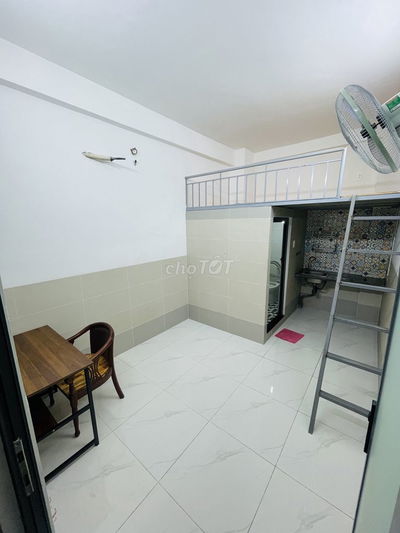 Trọ gác cao - nhà thang máy- khoá vân tay- full nội thất