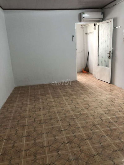 Phòng trọ 18m2 đường Cách Mạng Tháng Tám Quận 10