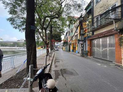 Binhbds cho thuê nhà mặt hồ Hoàng Cầu 70m2 x 4 tầng 35tr/tháng