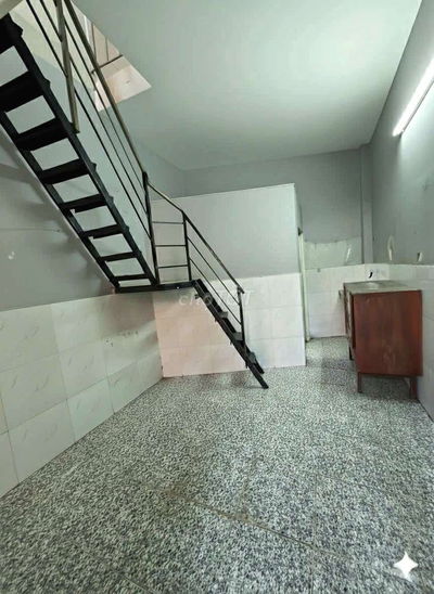 Cho thuê nhà 1 trệt 1 gác đúc Full và Ban Công Rộng Rãi