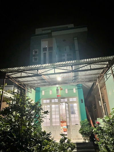 Nhà mặt tiền đường lớn, 2 phòng ngủ, đường 786, TP Tây Ninh