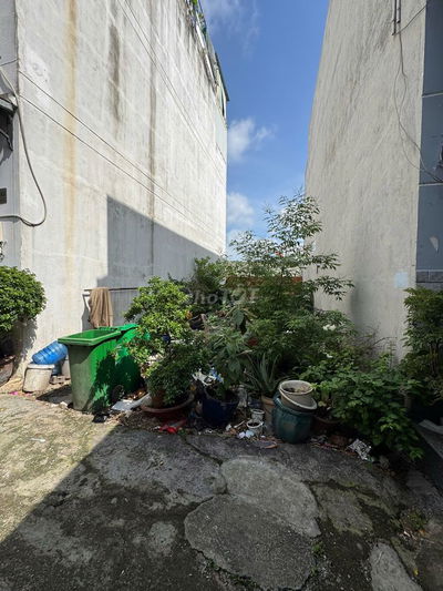 đất 60m2, sổ riêng, cách Nguyễn Duy Trinh 300m, Phú Hữu, Q9 giá 3 tỷ 4