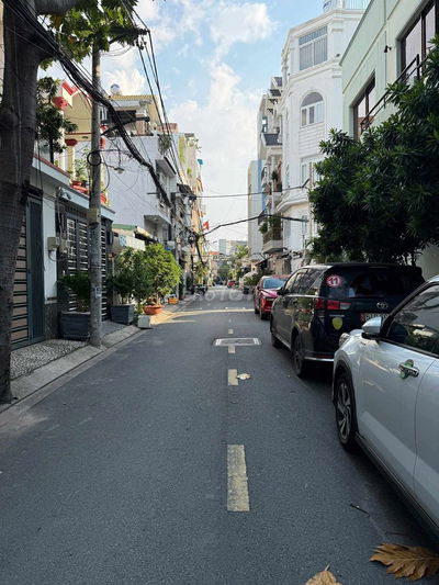 BÁN NHÀ TÂN BÌNH NGAY BÀU CÁT - HẺM 8M CÓ LỀ - 82M2 - SỔ VUÔNG A4.