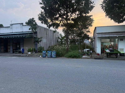 Bán Gấp Đất Chánh Phú Hoà Bến Cát 150m2 Đường 16m Kinh Doanh Mua Bán