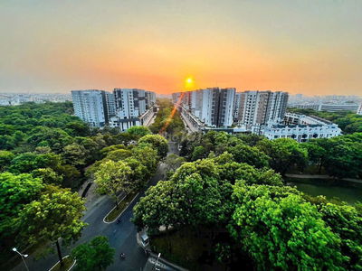 Cho thuê căn Emerald 2PN-2WC có nội thất cơ bản view nhìn hồ sinh thái