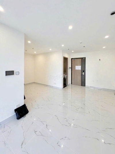 Cho thuê căn hộ 1PN+ Trống, sẵn 2 máy lạnh, tiện ích hồ bơi giá 5tr