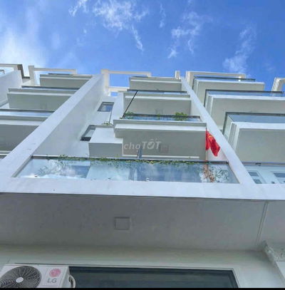 mới 100% thiết kế Châu Âu. 5 tầng hẻm nhựa 7m 5PN 4wc.