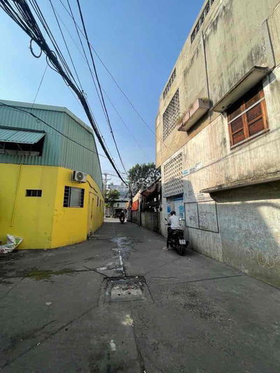 Bán nhà 2 tầng , 40M2 , HXH thông, đường Lê Văn Quới ,nhỉnh 3 tỷ.