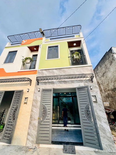 NHÀ ĐẸP SỔ HỒNG RIÊNG TẠI PHƯỜNG THẠNH XUÂN, QUẬN 12 CŨ CÓ 3 PN, 2 WC