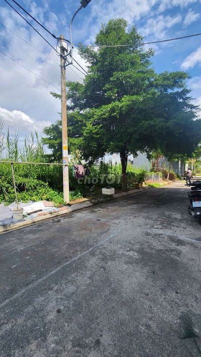 BÁN ĐẤT MT ĐƯỜNG NHỰA 12M LONG THỚI  NHÀ BÈ NGAY TRƯỜNG QUỐC TẾ MỸ