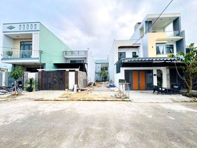 𝐓Đ𝐂 𝐇𝐎𝐀̀ 𝐐𝐔Ý 𝐆𝐈𝐀́ TỐT 𝐍𝐇𝐀̂́𝐓 𝐓𝐇𝐈̣ 𝐓𝐑Ư𝐎̛̀𝐍𝐆 -CƠ HỘI SÓT LẠI CHO KHÁCH Ở