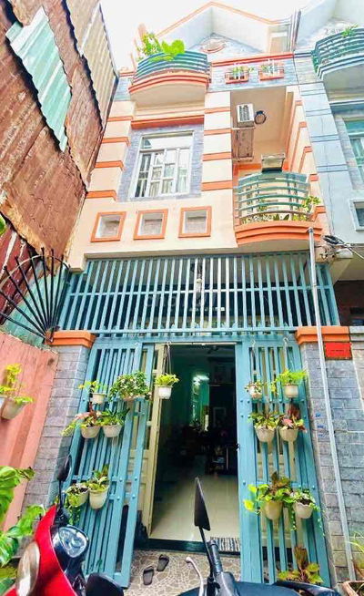 Nhà 3 Tầng PHÚ ĐỊNH Quận 8 - Dt 80m2 - HẺM XE TẢI - ko QUY HOẠCH -SHR