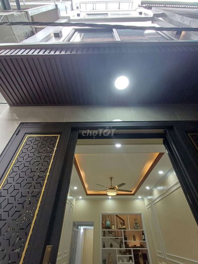 Chính Chủ Cần Bán Căn Nhà Phố Tân Mai kinh doanh dt40M 7 phòng ngủ