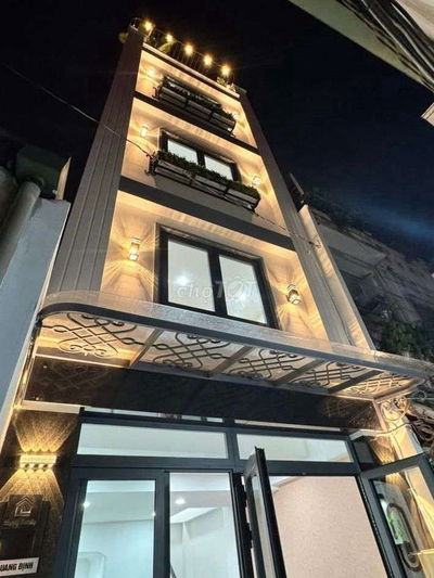 Nhà xây mới 5 tầng ngay chợ Bà Chiểu sát mặt tiền 5,88 tỉ TL