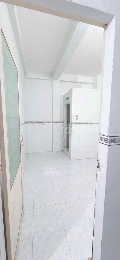 Phòng trọ sinh viên giá rẻ giờ giấc tự do q8