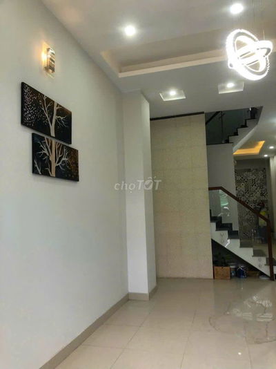 NHÀ (4X17) 3 TẤM ĐƯỜNG 8M KHU BÌNH PHÚ 1