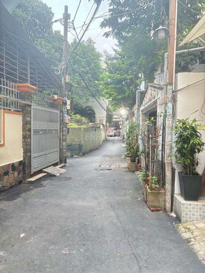 Bán nhà Nguyễn Kiệm - gần sân bay,bvien 175, CV Gia Định - 2 tỷ nhỉnh.