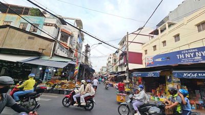 Bán nhà Mặt tiền Phan Sào Nam - Chợ Bà Hoa, Bàu Cát diện tích KHỦNG