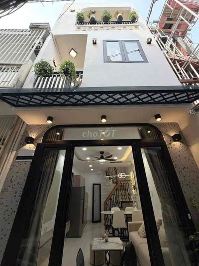 Bán nhà đẹp full nội thất, giá rẻ khu vực Bình Thạnh