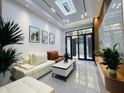 Hót! 5T, DT: 30M2, GÍA: 6,8TY, PHÚ THƯỢNG,TÂY HỒ, 20M RA MẶT PHỐ, Ở,KD