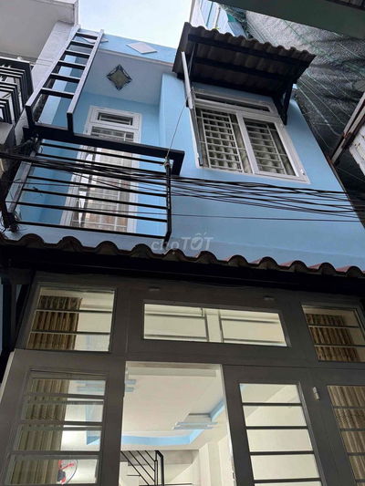 Bán nhà vi tri đẹp đường số 44 p12 go vấp