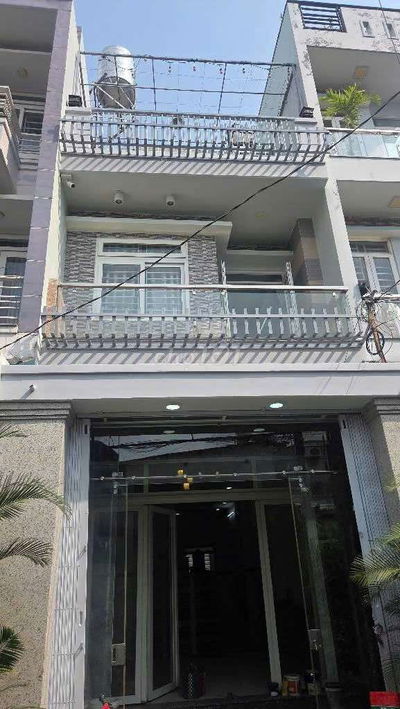 Bán nhà 1T2L 4,2 x 15 HXH Đông Bắc, gần CVPM Quang Trung