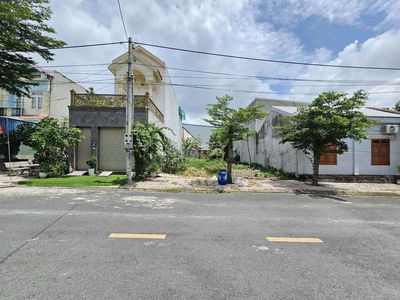 Đất đẹp 105m ngang 6m trục chính kdc Đất Mới, ngã tư Chiêu Liêu Dĩ An