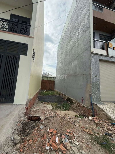 LÔ ĐẤT MẶT TIỀN KÊNH THAM LƯƠNG P15, TÂN BÌNH, DT 4MX16M, GIÁ 10,45 TỶ