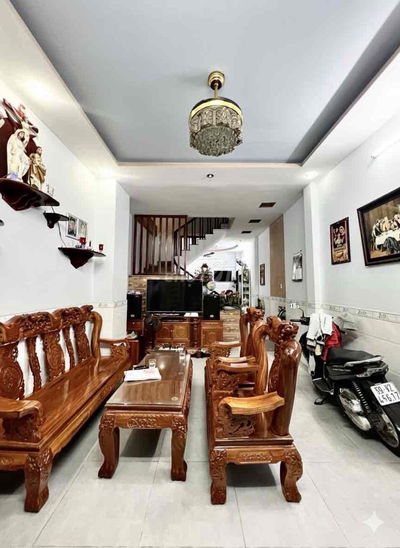 Bán nhà Đúc 3 tầng. 4m x 15m. Hẻm 5m ô tô Giáp Gò vấp