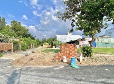 Sáng Cafe Chiều Tưới Cây Khi Sở Hữu Ngay Lô Đất 2 Mặt Tiền Đường