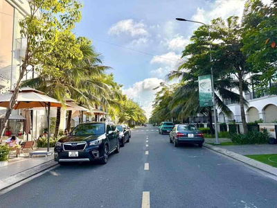 Sỉ 5 căn Lavilla Cạnh Siêu Thị AEON NHỰT BẢN đối diện TTHC TỈNH TÂY NI