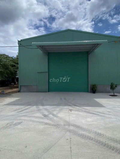 Cho thuê xưởng gần ngã tư phan đình giót