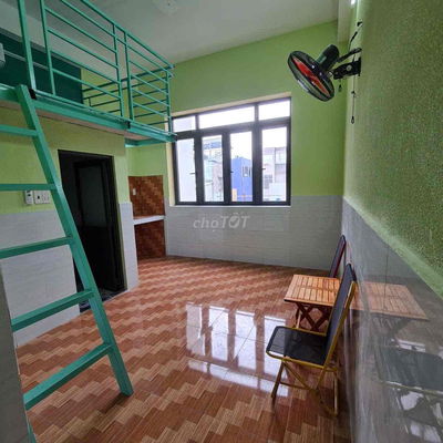 PHÒNG CÓ GÁC 30M2 NGAY ĐIỆN BIÊN PHỦ FULL NỘI THẤT_ĐI BỘ UEF HỒNG BANG