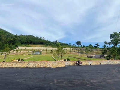 NGHỈ DƯỠNG VIEW HỒ CỰC HIẾM TẠI HOÀ LẠC