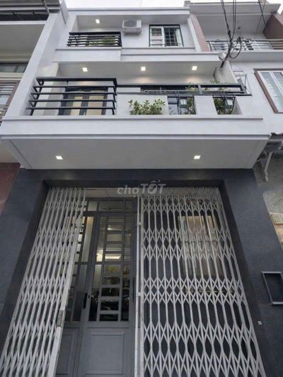 📣  Nhà mặt tiền 𝙏𝙃Á𝙄 𝙋𝙃𝙄Ê𝙉 sát 𝐁𝐚 𝐓𝐡á𝐧𝐠 𝐇𝐚𝐢 .