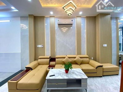 Nhà vị trí đẹp đường Lê Quang Định - Quận Bình Thạnh / Giá 2 Tỷ 550 (Sổ Hồng)