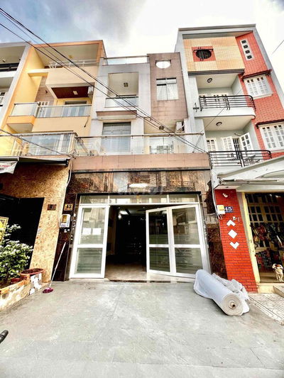 Nhà nội bộ khu Tên Lửa 5x20,3.5 tấm full nội thất nhà đẹp