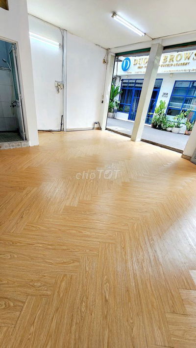 Mặt bằng hẻm xe hơi trung tâm Phú Nhuận 8tr5/tháng