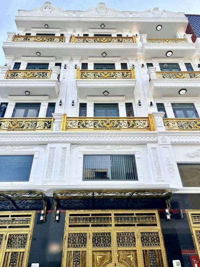 Nhà mới đẹp y hình 4 x 17 có 3 lầu 5pn 5wc sân thượng