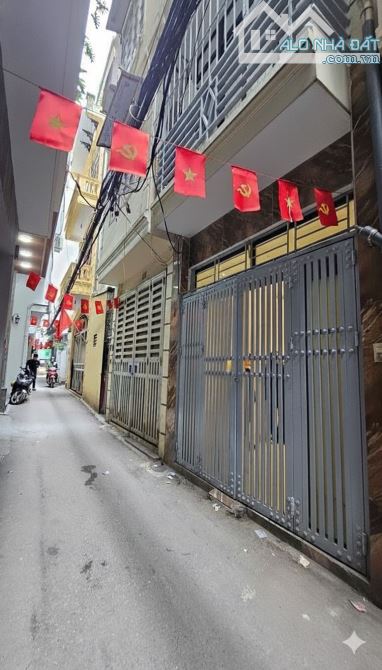 Bán Gấp - Phố Trích Sài - Hồ Tây Vào Nhà 50m - Ngõ Rộng Thông Thoáng - Vài Bước Ra Hồ