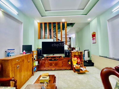 Bán nhà gần Quận 1 đường Dương Bá Trạc Quận 8 65m2 4 tầng chỉ  7 tỷ.