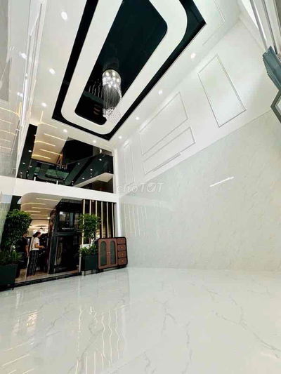 Bình Tân | Tân Hoà Đông – HXH 1 trục – Nhà 5 tầng có thang máy – Giáp