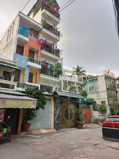 Giảm gần 2tỷ dòng tiền 300tr /năm khu Vip Phan Xích Long Phú Nhuận HXH