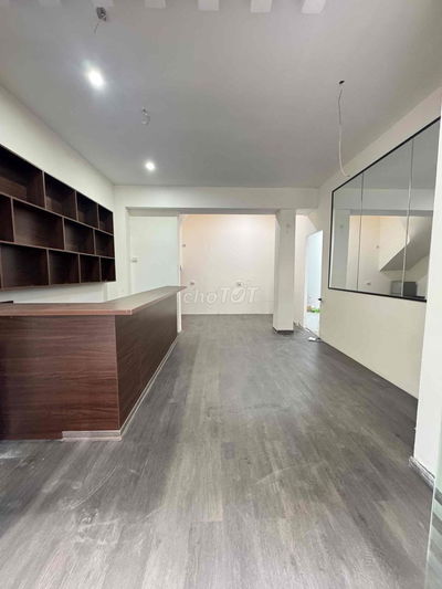Chính chủ cho thuê MBKD ngõ 81 Linh Lang