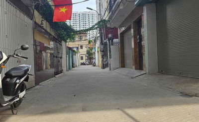 BÁN GẤP LÔ GÓC XUÂN ĐỈNH - Ô TÔ TRÁNH - TẶNG FULL NỘI THẤT