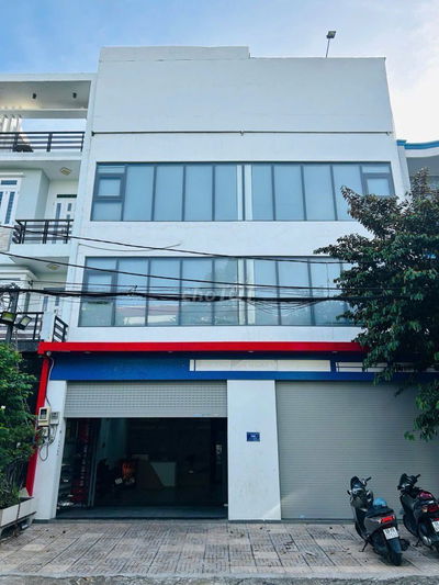 BIỆT THỰ MẶT TIỀN KDC TÊN LỬA, BÌNH TÂN. DT 10x20M, 4 TẦNG GIÁ 18.5 TỶ