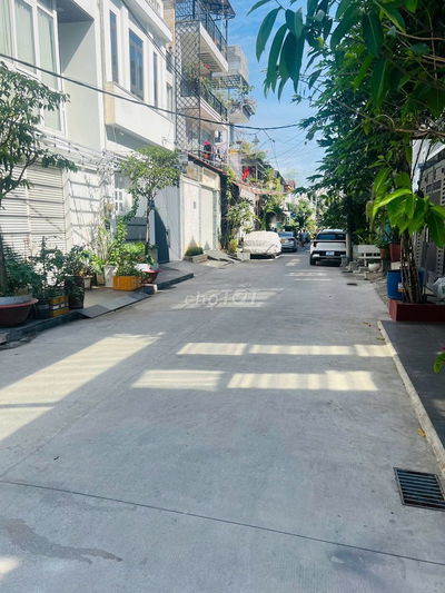 CHO THUÊ NHÀ NGUYÊN CĂN 2 PHÒNG NGỦ. 2 phòng vệ sinh.