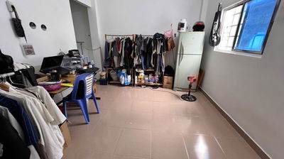 Cần pass phòng cuối tháng 1 443/91 Lê Văn sỹ giá 4tr , có máy lạnh